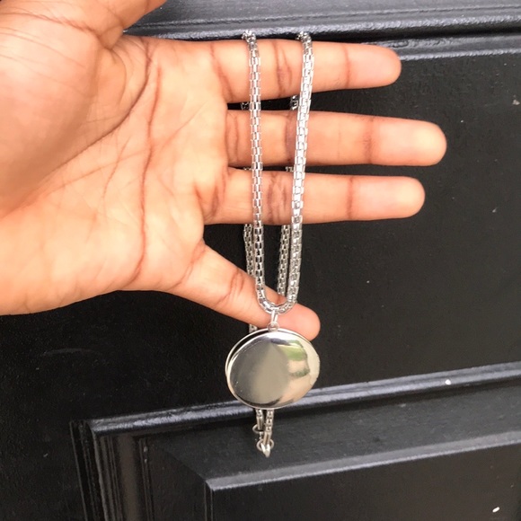 Silvertone Locket - Picture 4 of 4